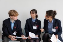Smartphone ban embraced by European and international schools of Brussels